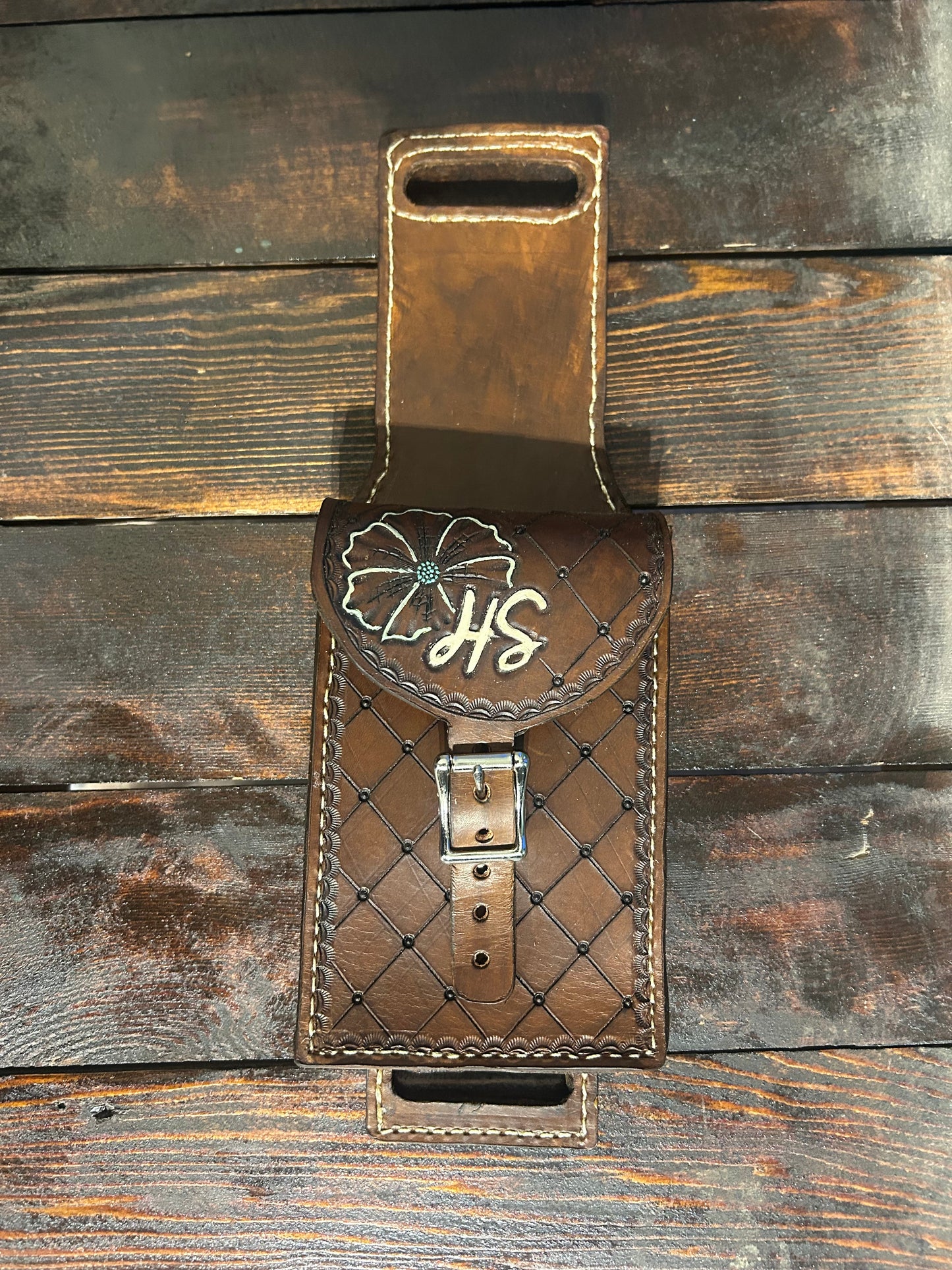 Custom phone saddle case