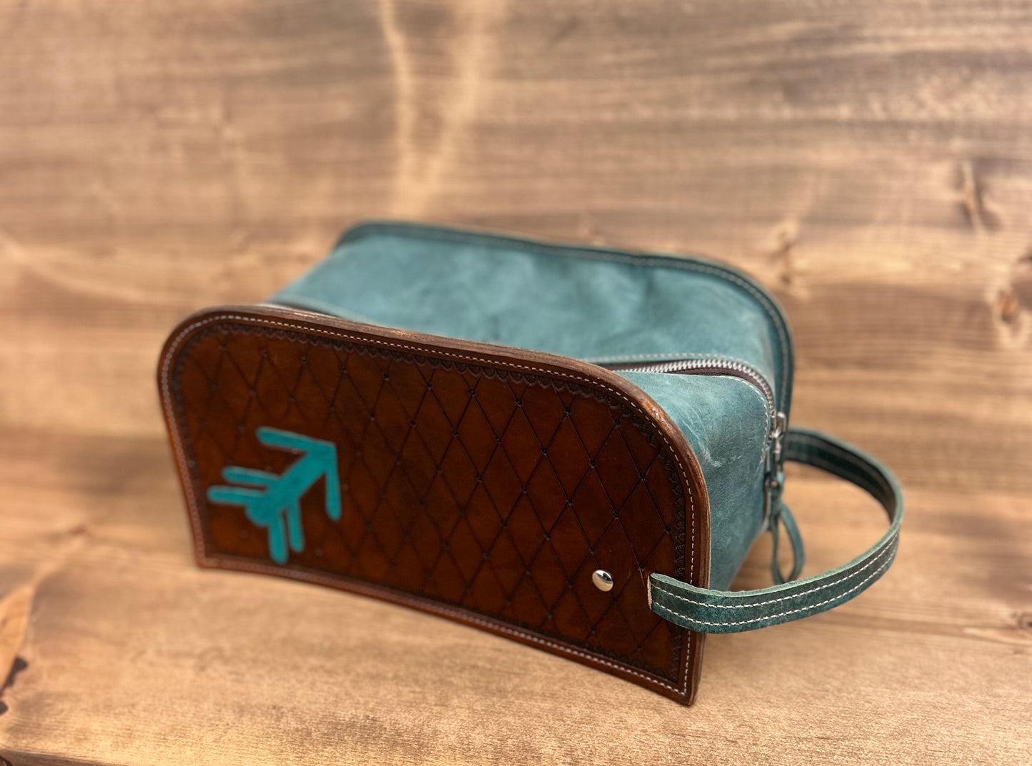 Custom shaving bag